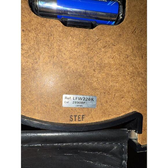 Mickey Wall Clock With Decorative Strap & Buckle From Disney By Lorus Seiko Rare - Picture 4 of 7